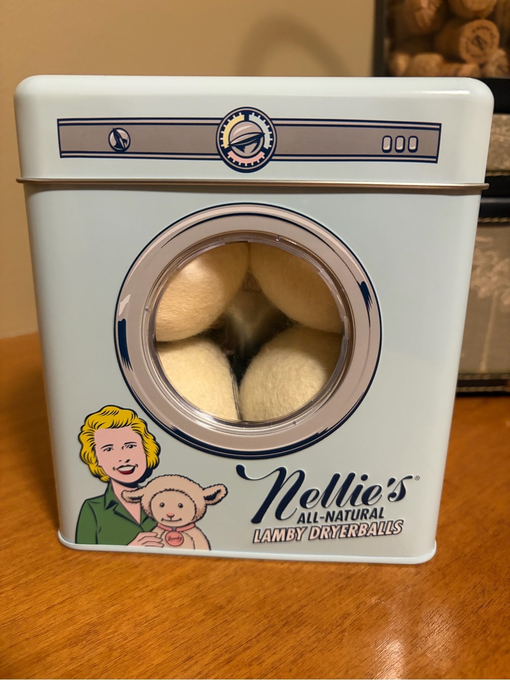 NWT Nellie's All-Natural Lamby Dryer Balls (4) - Light Blue Tin Money Bank